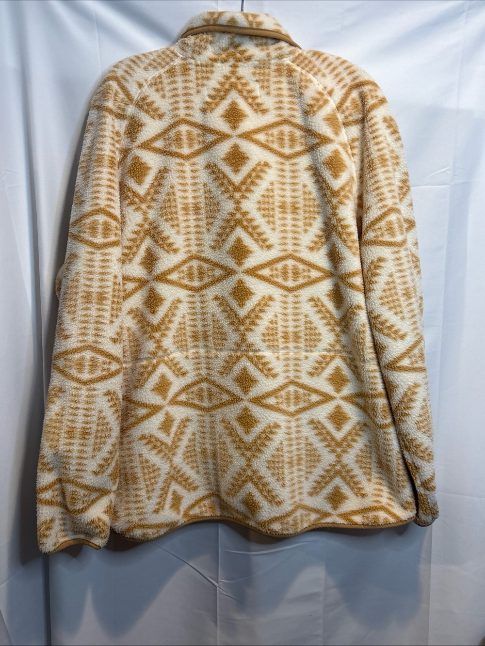 Pendleton Cream & Tan Geometric Teddy Fleece Jacket - Picture 8 of 11